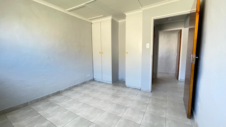 2 Bedroom Property for Sale in Cambridge Eastern Cape